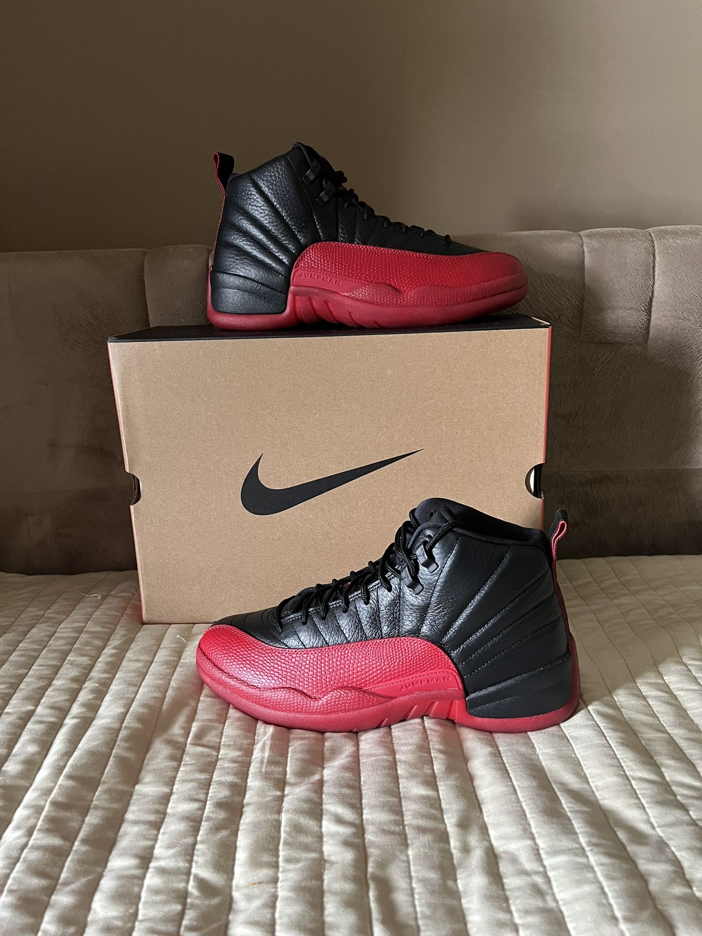 Jordan 12 Retro Flu Game Size 9.5 DS