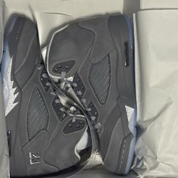 Air Jorda 5 “Wolf Grey”