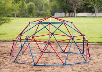 Lifetime 60” Climbing Dome