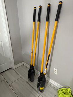 DEWALT 46 in. Fiberglass Handle Post Hole Digger