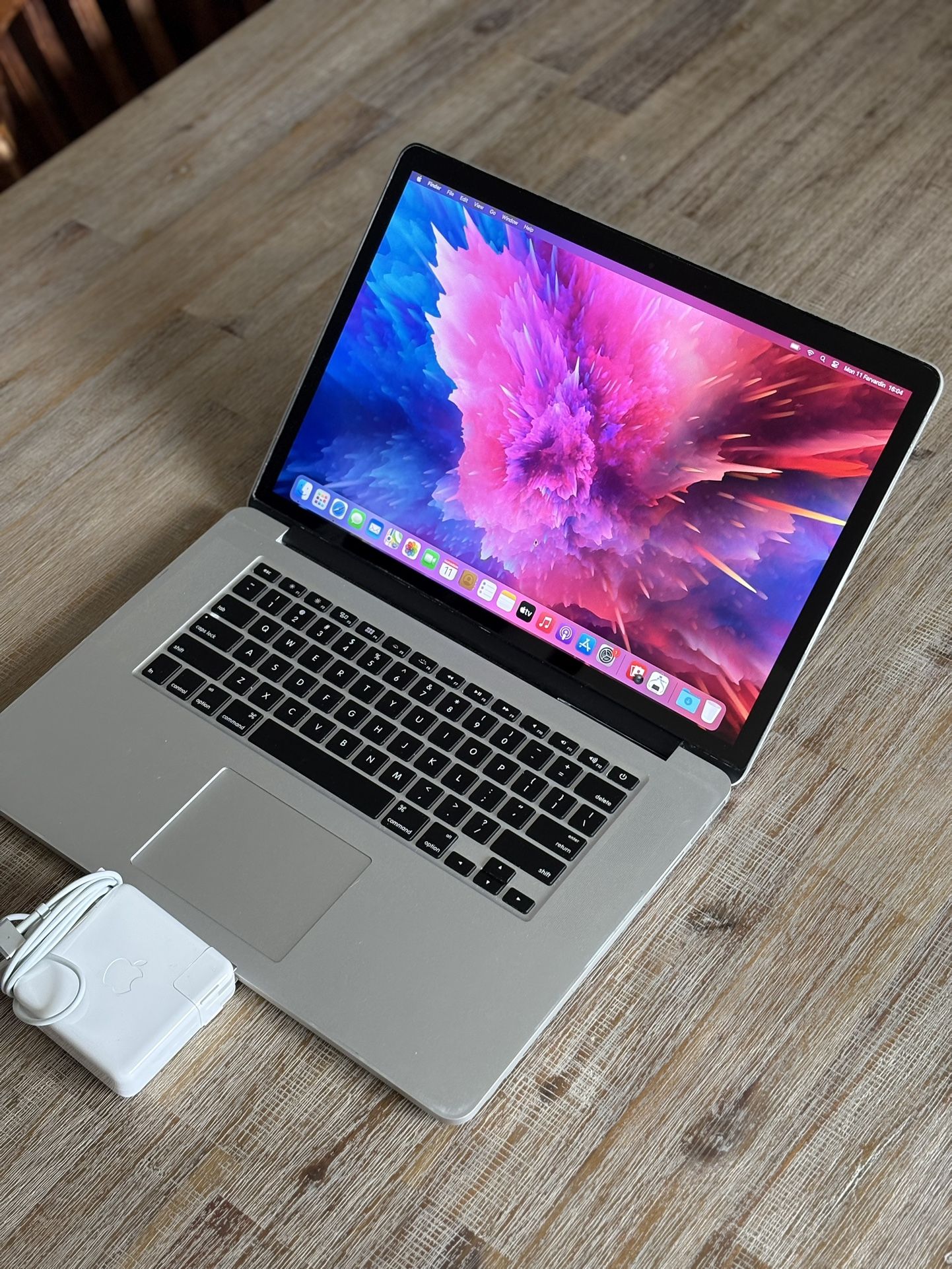 MacBook Pro (15”) 2.8Ghz i7 / 1TB SSD