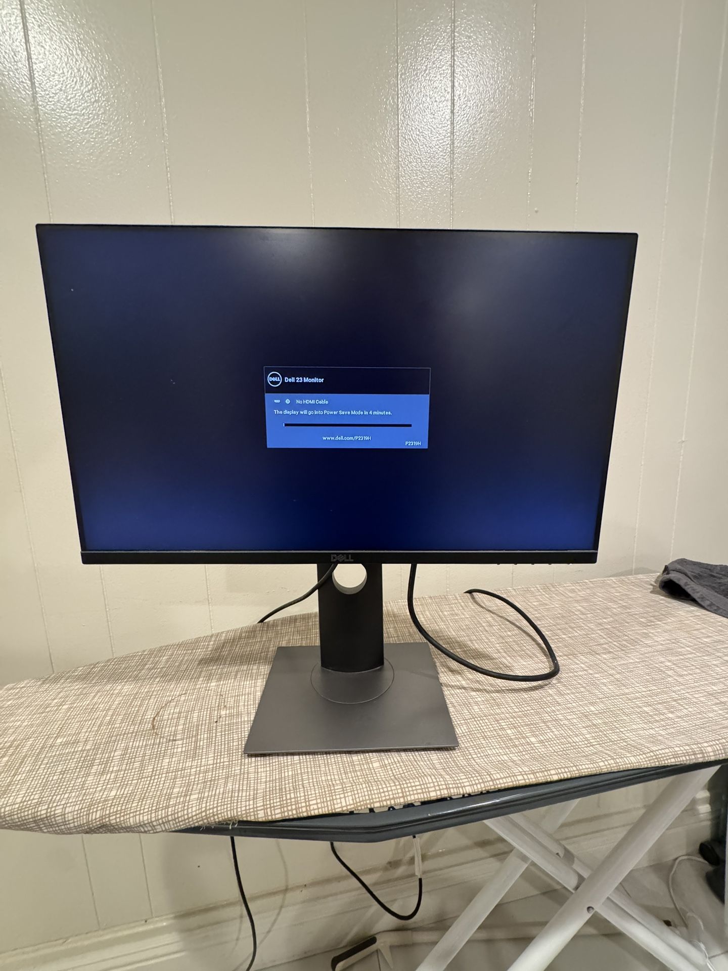 Dell monitor For Sale (Barely Used)