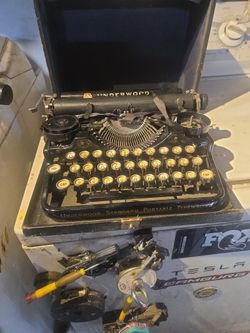 Underword Typwriter Machine Citrus #3 1921