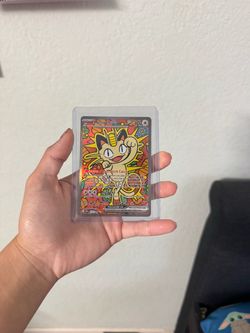 Meowth EX #121/ Pokémon Card in Hard Case