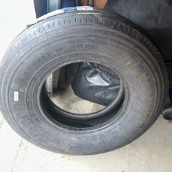 Advanta Trailer Tire 