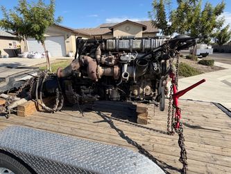 Dd15 engine w 10 speed transmission