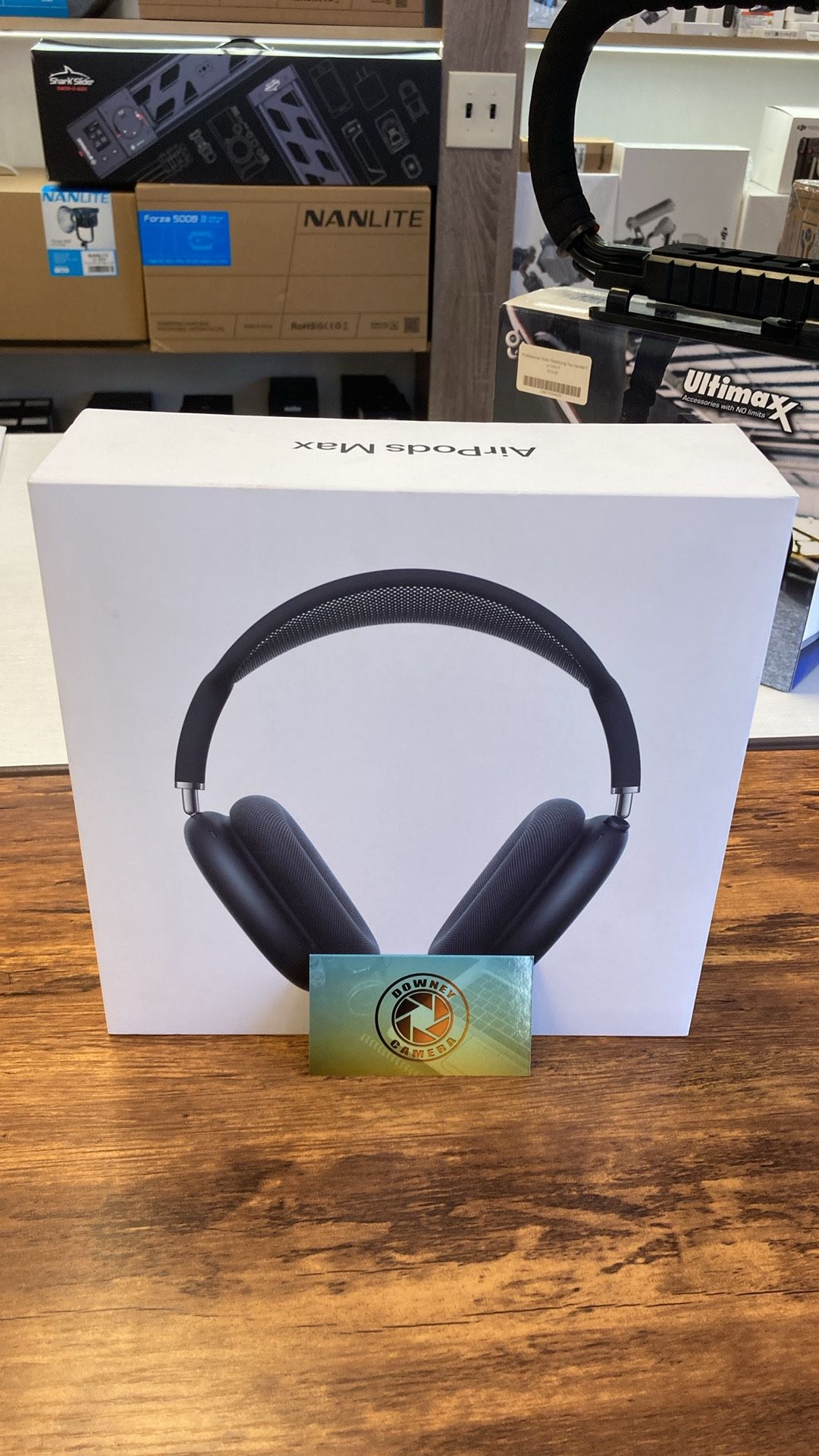 Apple AirPods Max W/smart Case (USB c)