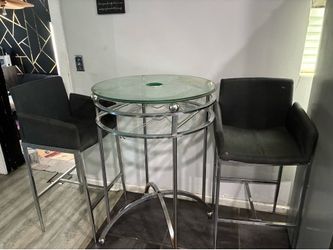 Bar Table w/ Chairs