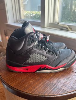 Jordan 5 Retro Satin Black