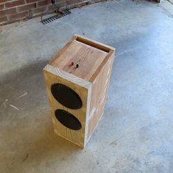 Dual 6 1/2" Subwoofer 