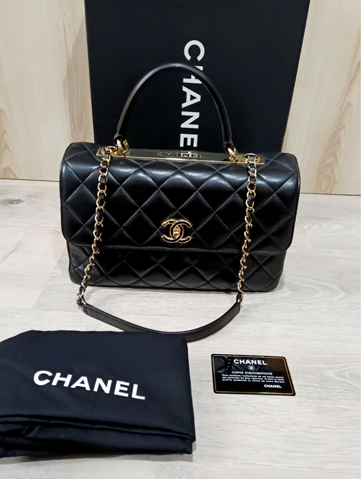 CHANEL©️ Top Handel CC *AUTHENTIC*