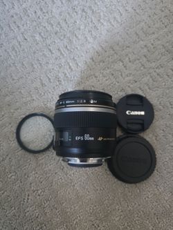 Canon EF-S 60mm F2.8 USM camera lens!