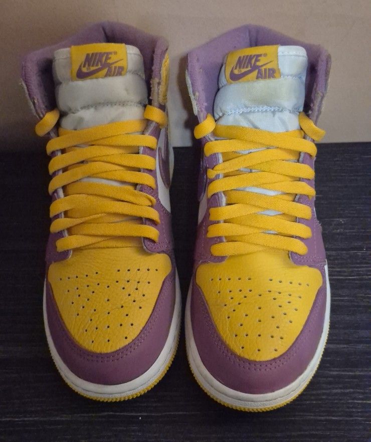 Jordan 1 Retro High "Brotherhood" - Sz 4.5 Y....Wm Sz 6