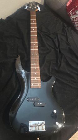 Lyon By Washburn Bass Guitar