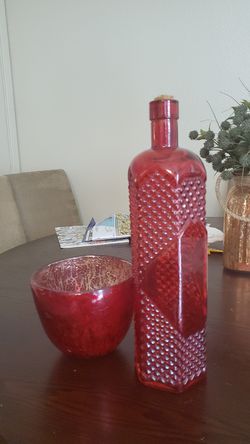Red house decor