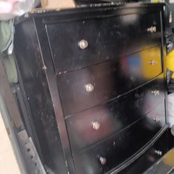 Dresser TV  Compressor 