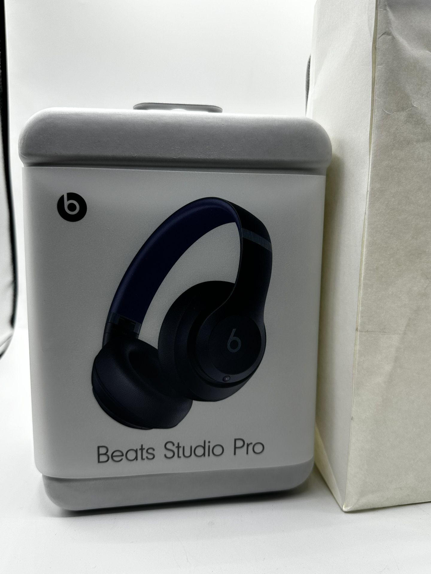 Beats Studio Pro Wireless Bluetooth Headphones  Blue in Box w/ Charger Blue