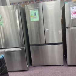 Refrigerator Samsung 36” Wide New Open Box And 1 Year Warranty 