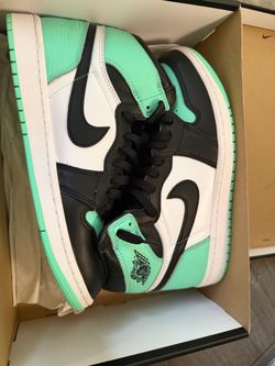 AIR JORDAN 1 RETRO