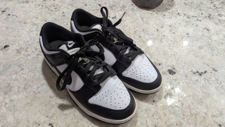 Nike Panda Dunk Low 9.5