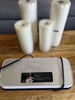 Nutrichef Vaccum Sealer w/bags