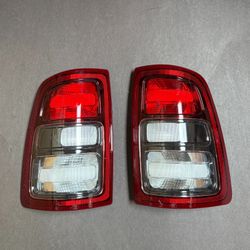Pair 2019-2023 Dodge Ram 2500 3500 Tail Lights Halogen brake Lamps Black Left Right Side 