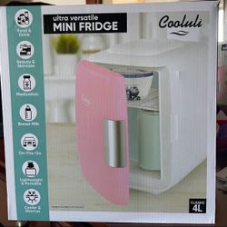 Cooluli Mini Fridge NIB