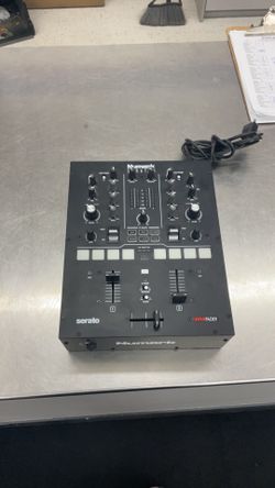 Numark Scratch Mixer