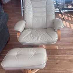 Mobelteam swivel recliner with ottoman