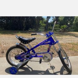 🚨COLLECTORS ITEM ALERT🚨 Vintage Blue & Chrome Schwinn CHOPPER JR.Bicycle w/ALL Original parts.