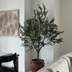 7’ Faux Olive Tree