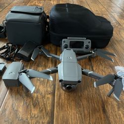 DJI Mavic 2 Zoom with DJI Racing Edition Goggles 