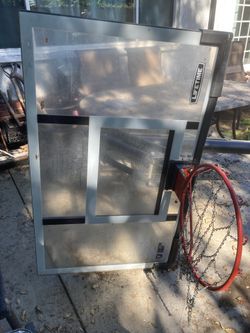 “Lifetime” Basketball Hoop
