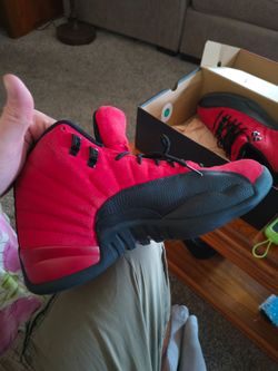 Size 12 Jordan airs new