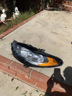 2017 Ford Fusion Headlight