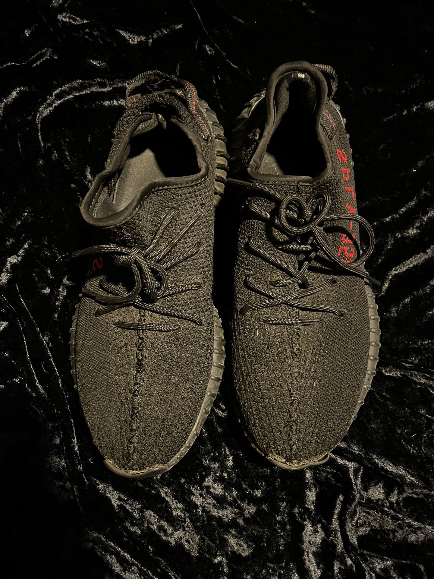 Adidas Yeezy Boost 350 V2 Low Bred 