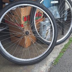 PAIR OF RIMS AND TIRES 27.5 Wiht 7 Gear Brand New