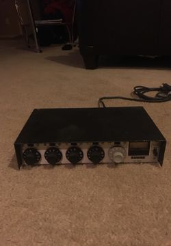 Shure M67 SERIES mixer