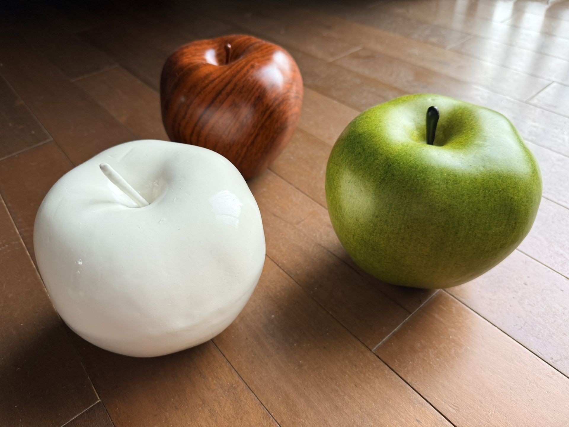 Flora Bunda Home Decor Centerpiece Apples - Set of 3
