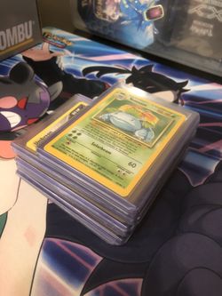 Pokémon Cards - Huge Collection - Lot of 31 Rares and Holos Venusaur Pikachu