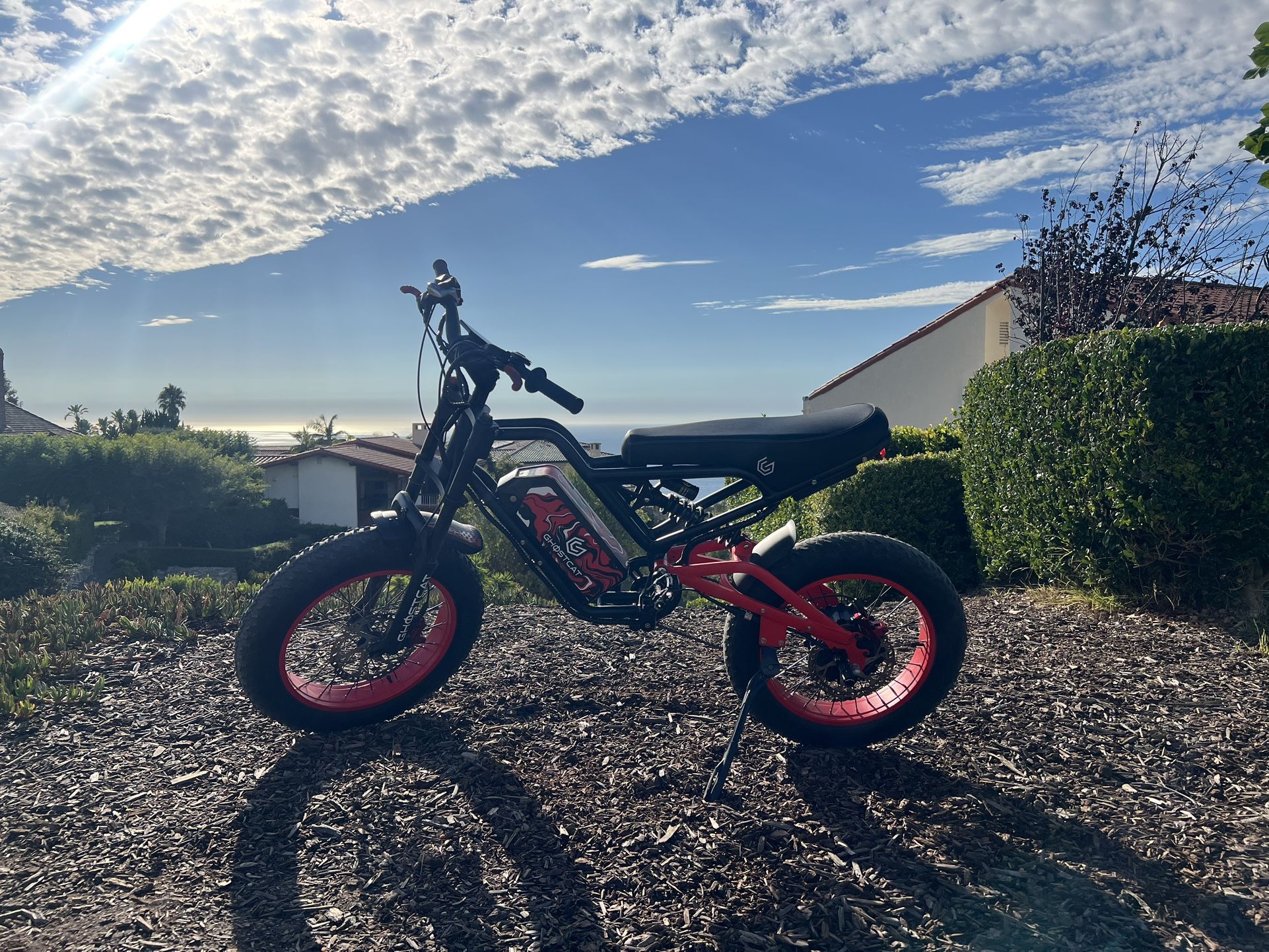 Ghostcat F3.2 Limited RED