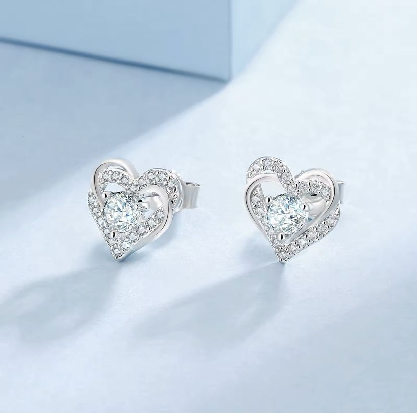Moissanite Heart Stud VVS Diamond 925 Sterling Silver 14K White Gold Love Earrings
