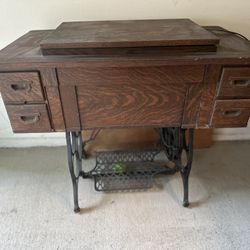 Vintage Sewing Machine