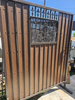 PUERTA PARA PATIO