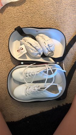 Infinity cheer shoes
