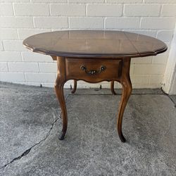 Ethan Allen Country French Drop Leaf Table