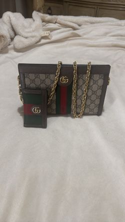 Gucci purse/wallet