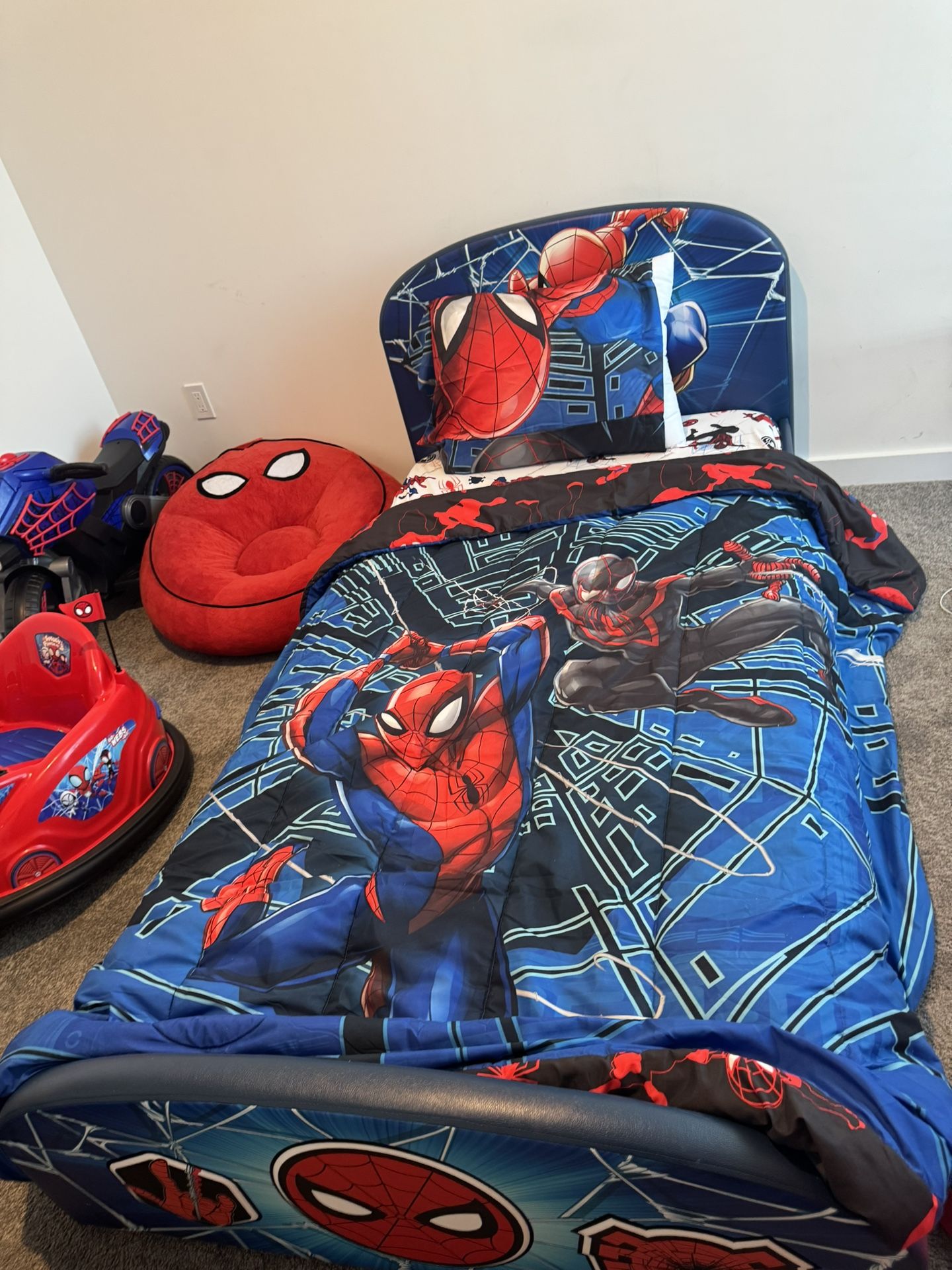 Spiderman Bedroom Set