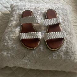 White Sandals Size 6 !! 