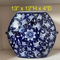 Unique Blue And White Vase
